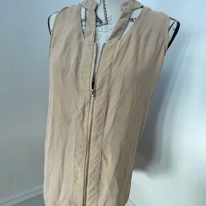 Venus Sleeveless Zip-Front Top – Size Small